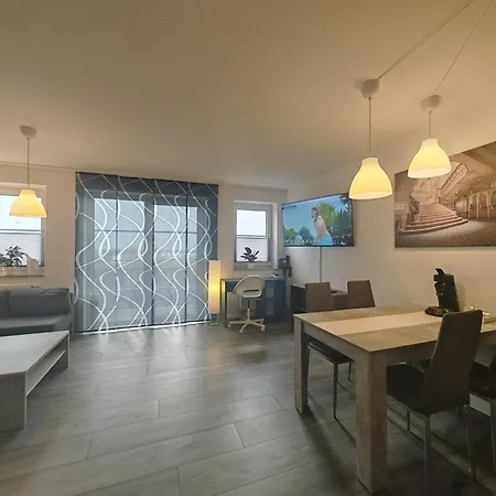 Gaestewohnung Und Service-apartment דירה *