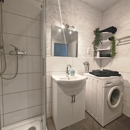 شقة Gaestewohnung Und Service-apartment Hermsdorf *
