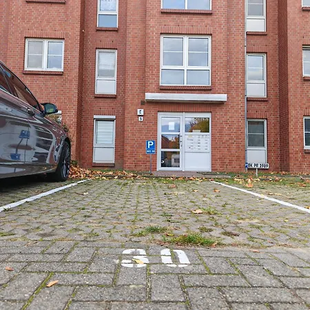 Gaestewohnung Und Service-apartment *